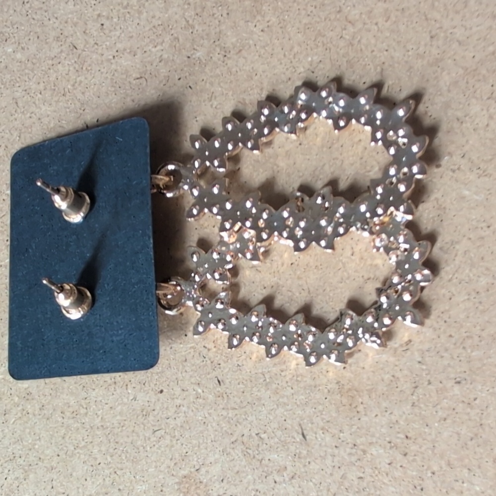 Elegant Gold Tone AB Drop Earrings - Picture 4 of 4